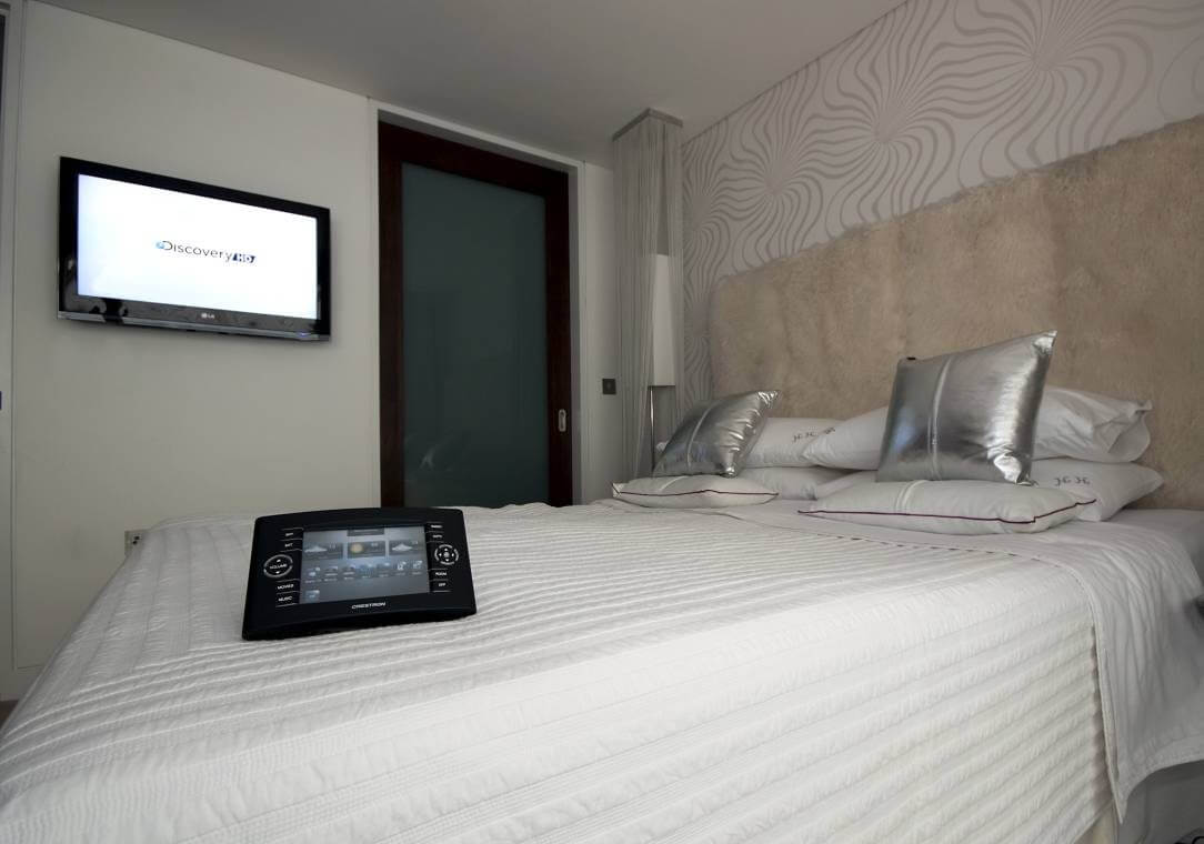 Bedroom Audio Video Installation Baker St