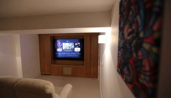 TV-Based Basement Cinema, Pimlico